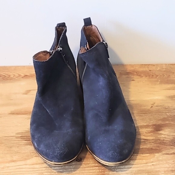 Lucky Brand 'Basel' Navy Blue Suede Booties Ankle Boots Sz 10 - Picture 4 of 7